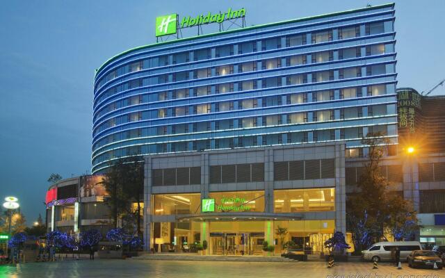 Holiday Inn Chengdu Century City - East Tower, an IHG Hotel