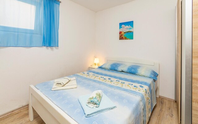 Nice Home in Pula With Wifi and 1 Bedrooms