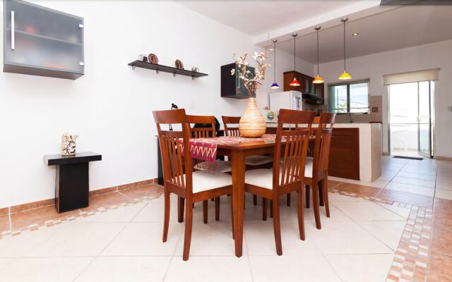 Condo Cristina by Riviera Rentals