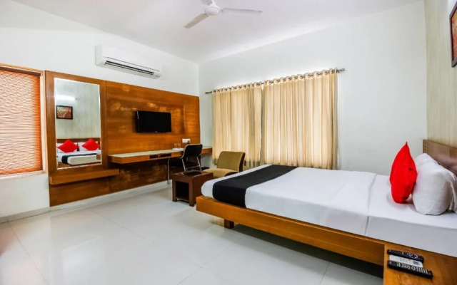 Hill View @ Kondapur by OYO Rooms