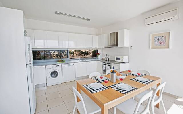 Villa Abbie, Panoramic Sea Views