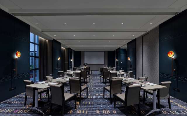 Doubletree By Hilton Shigatse