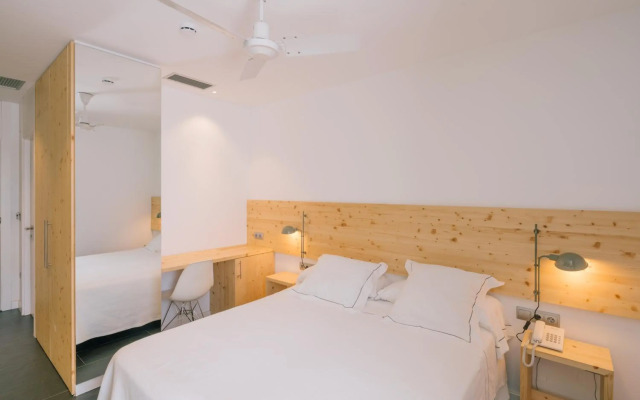 Tierra De Biescas Hotel