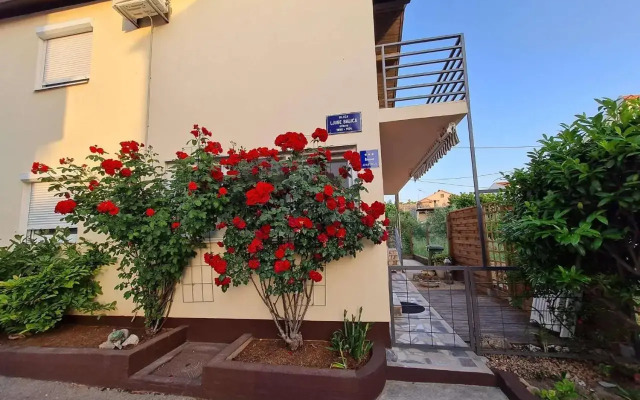 Apartmani Lovre i Zara