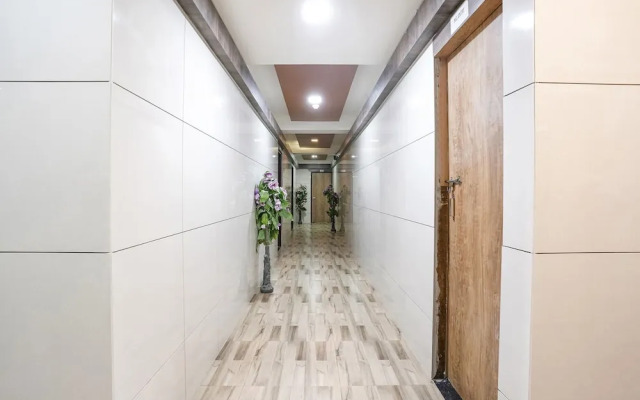 Fabhotel Galaxy I