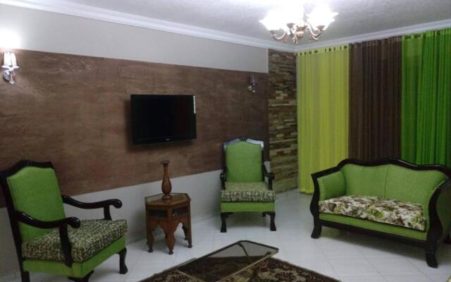 Aziz Apartment