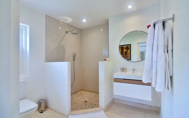 The Liming Bequia