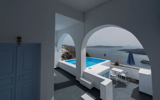 Kastro Suites