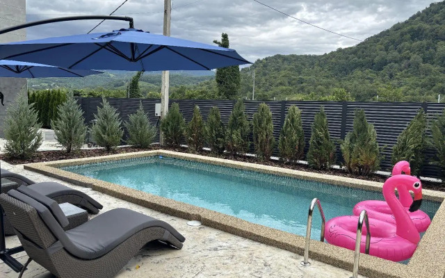 Коттеджный комплекс Green Mile (Грин Майл)