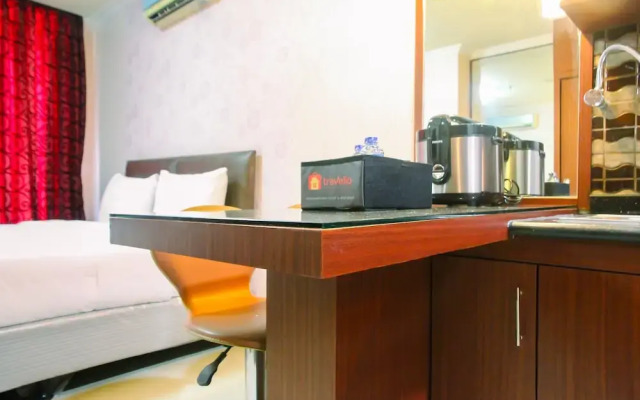 Relaxing Studio Apartment at Mangga Dua Residence