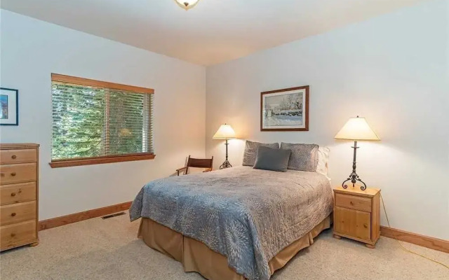 Perfect Fit 4 Br home by RedAwning