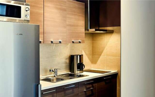 Corvin Lux Aparthotel