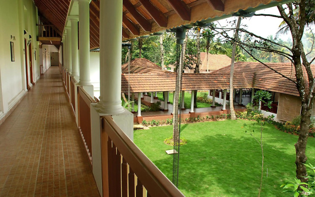 Lemon Tree Vembanad Lake Resort, Kerala