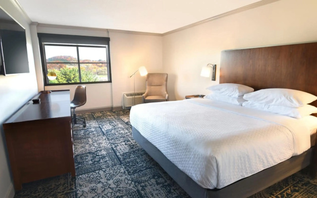 Four Points by Sheraton York