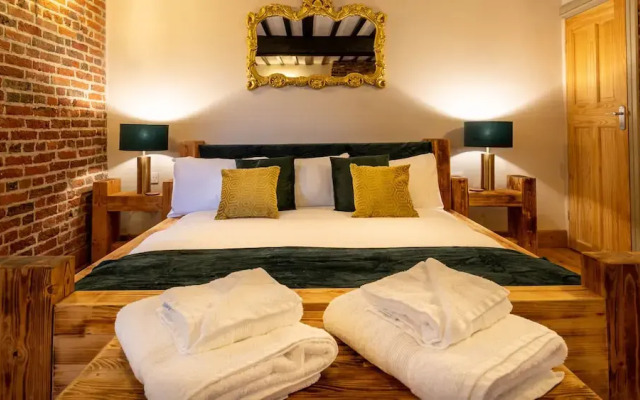 The Farmhouse at Fincham