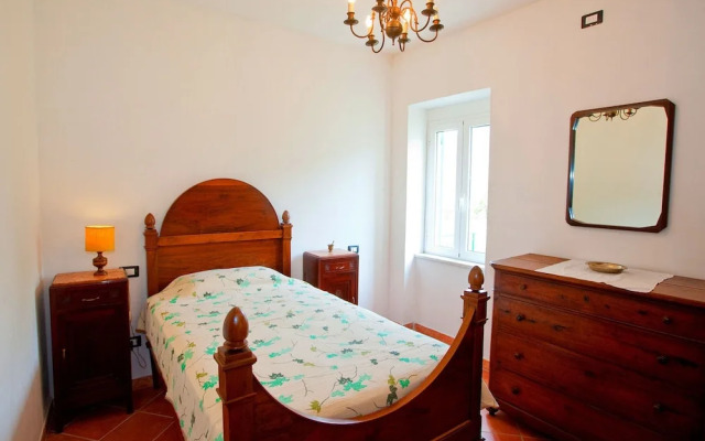 Rustic Cottage Charm in Liguria