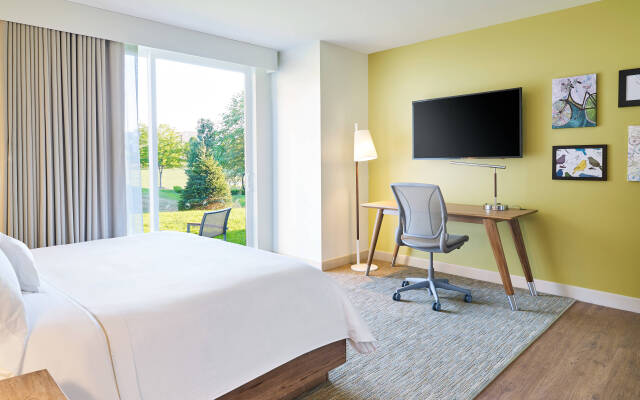 Element West Des Moines