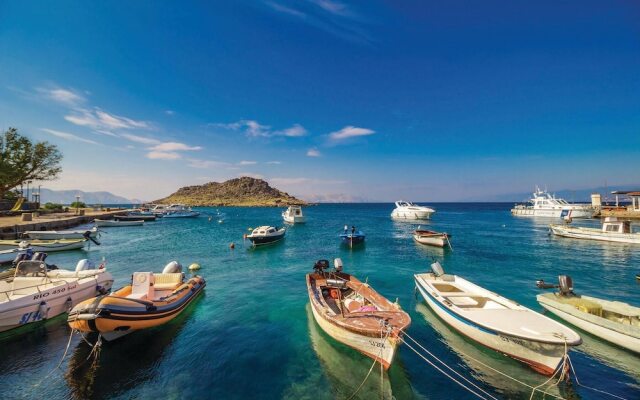 Awesome home in Senj with Jacuzzi, WiFi and 2 Bedrooms