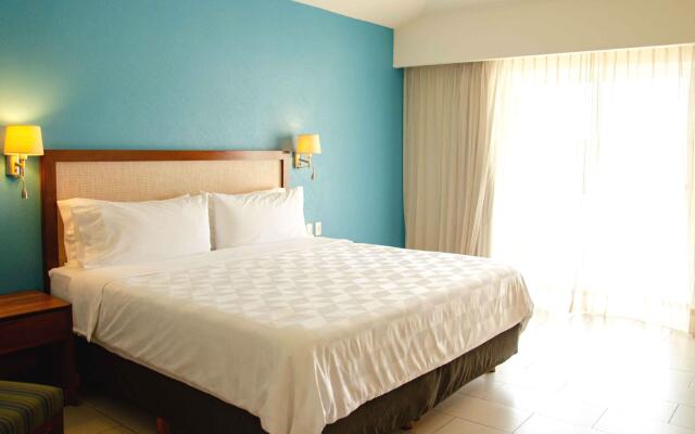 Holiday Inn Huatulco by IHG