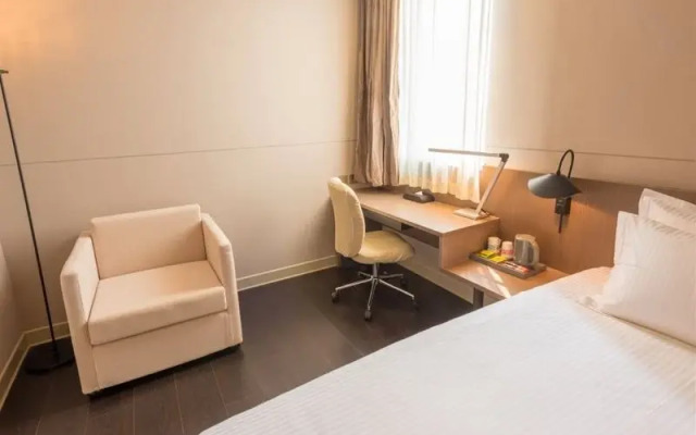 TOWO Shangpin Hotel (Shenzhen Bitou Subway Station)