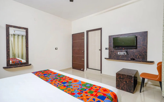 Fabhotel Green Vista