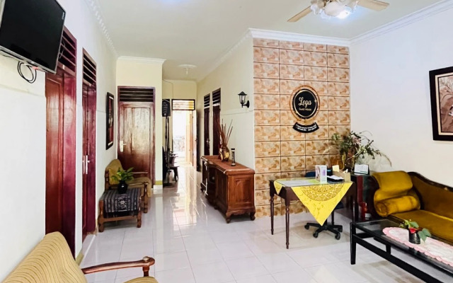 Lega Guest House Syariah near UISU Medan RedPartner