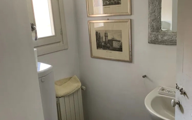 Lecco Center House