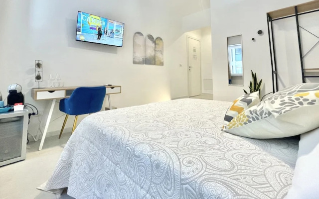 Barirooms - Murat Suites