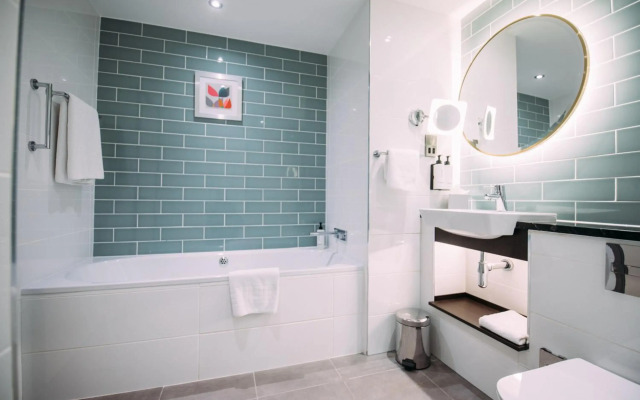 Crowne Plaza Belfast by IHG