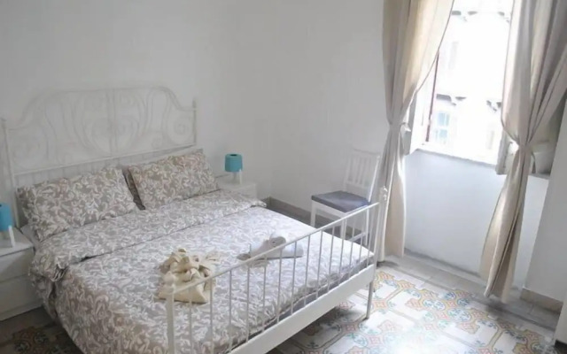Sunrise Hostel & Rooms