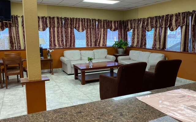 Ramada by Wyndham Rome / Verona