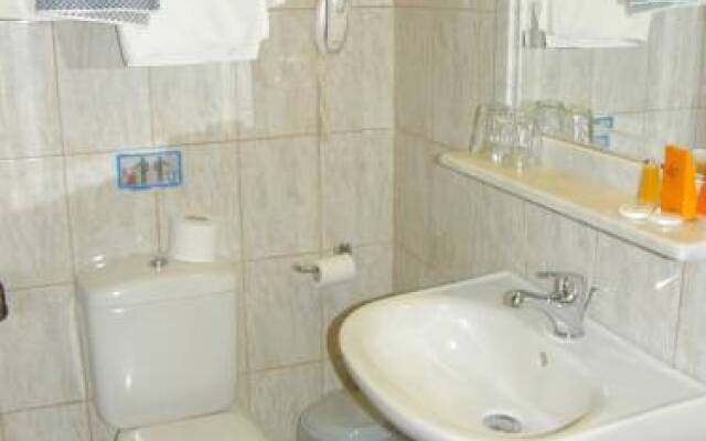 Relax Hotel