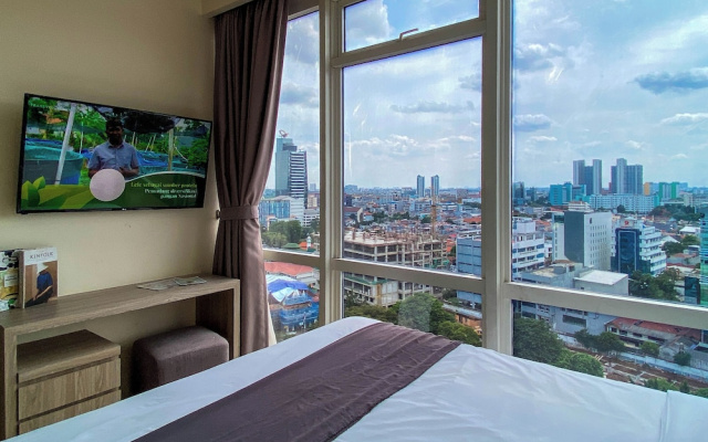 Comfy And Spacious 2Br At Menteng Park Apartment