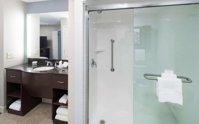 Homewood Suites by Hilton Austin Arboretum