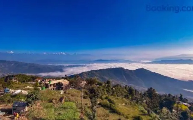 SPOT ON 393 Himalayan Sunrise