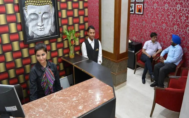 Itsy Hotels Auzone & Spa