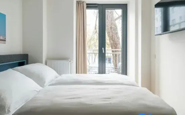 Homaris Nolli Studios