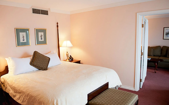 Hotel Grand Pacific