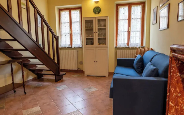 Cozy Pietrasanta Central Apartment With Loft