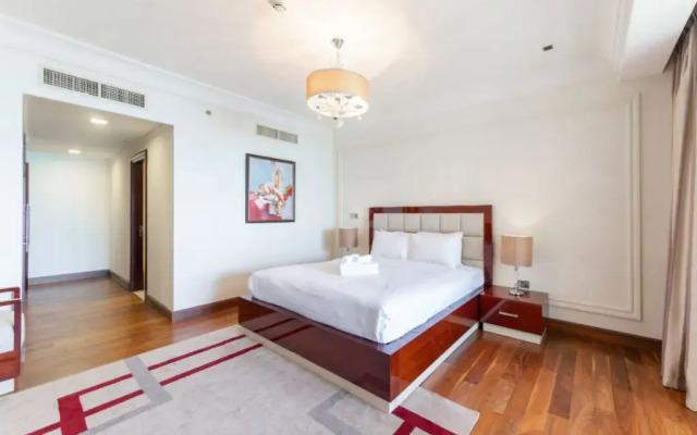 Grandeur Residences