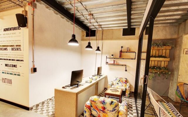 Los Patios Hostel