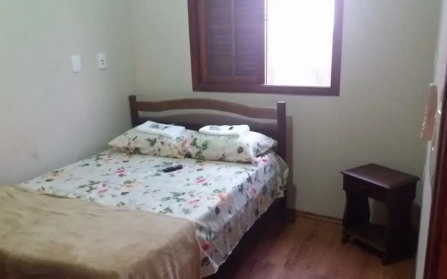 Pousada Casa de Barro