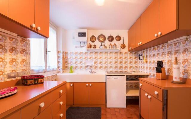 Maison Jaune by Wonderful Italy