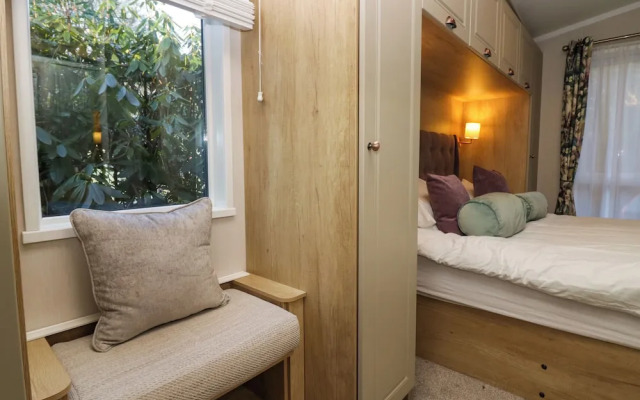 Lily Rose Lodge