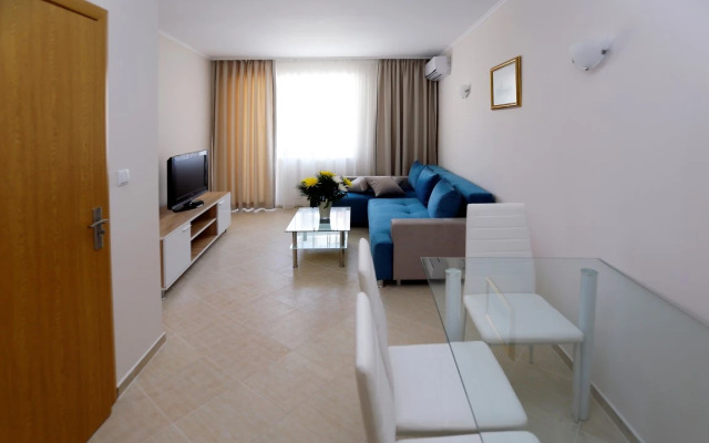 Sunrise Gardens Aparthotel