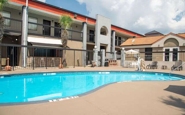 Quality Inn & Suites Aiken East