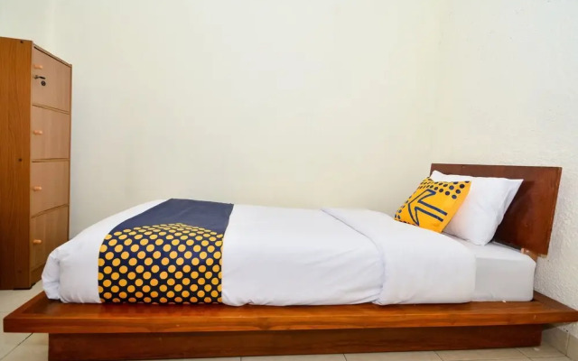 SPOT ON 2797 The Flash Residence