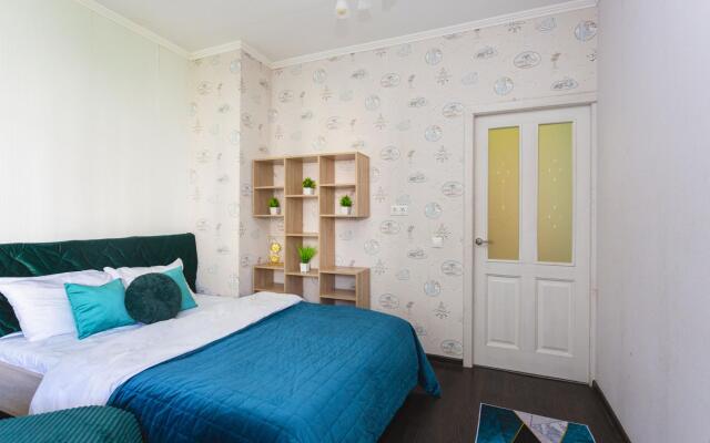 Moment House (Момент Хаус) на бульваре Ильинский 7