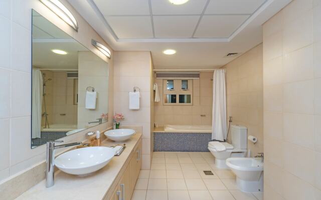 SuperHost - Large Familiar 3BR Apartment in Palm Jumeirah