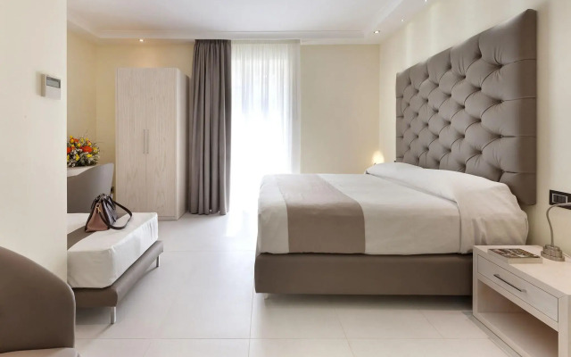 Palazzo Tritone & Abagnale